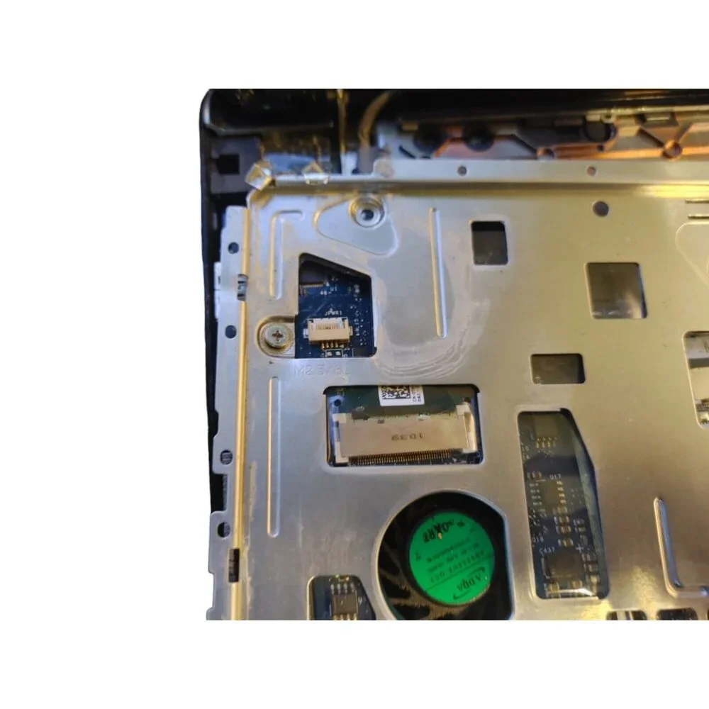 DELL Inspiron Mini GOBI2000 Laptop FOR PARTS ONLY, NO HDD/RAM Won't Turn on